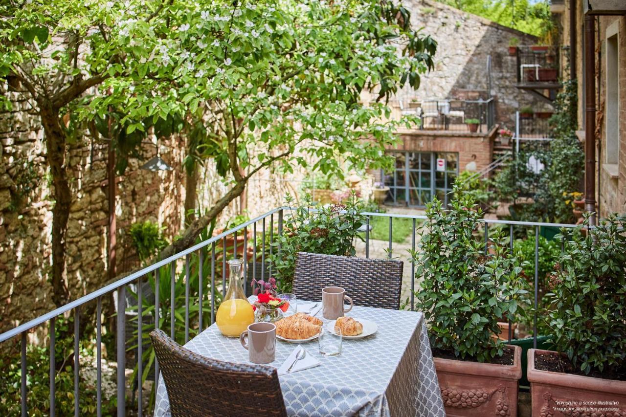Montepulciano StazioneResidenza Stuart - La Casa Nido Nest House - Dimora Storicaアパートメント エクステリア 写真