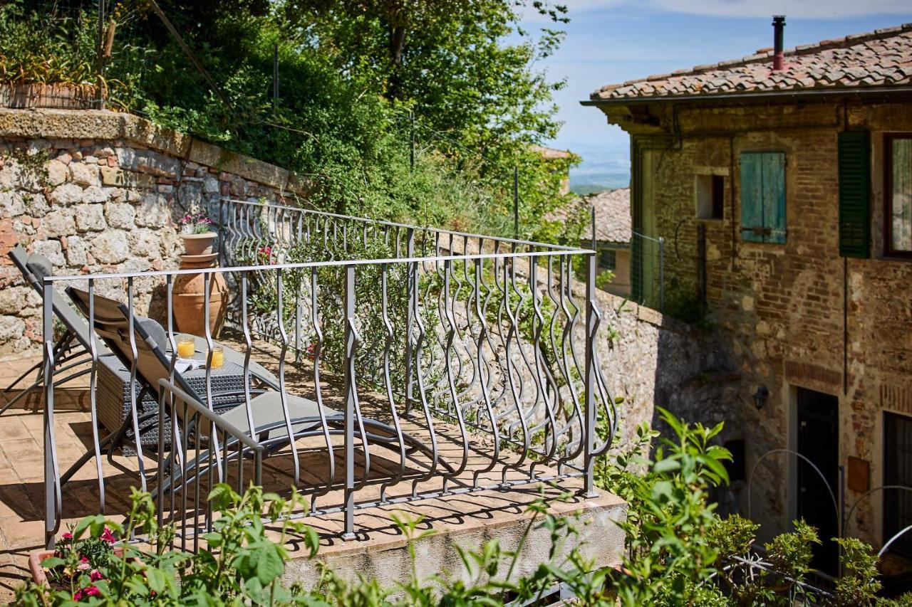 Montepulciano StazioneResidenza Stuart - La Casa Nido Nest House - Dimora Storicaアパートメント エクステリア 写真